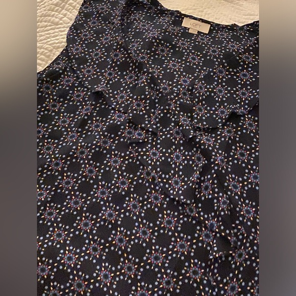 Loft Ruffle Blouse! - Picture 4 of 4